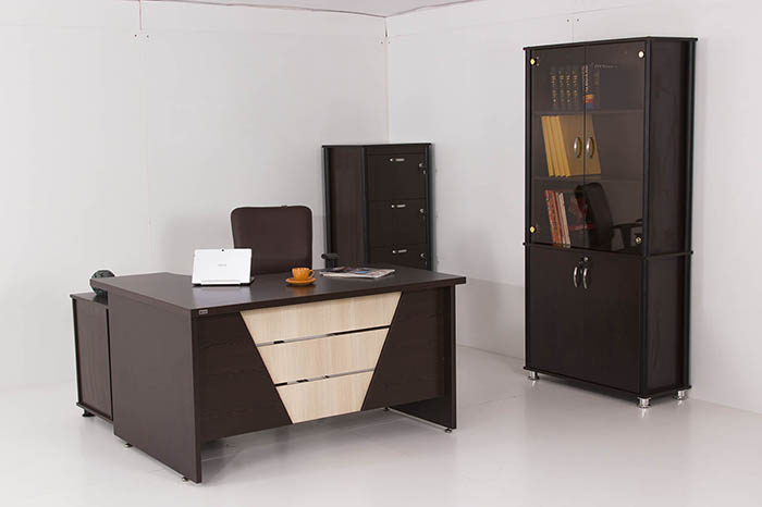 میز کارشناسی