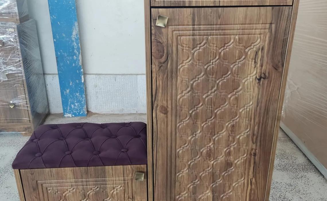 جاکفشی نیمکتی مدل نیما
